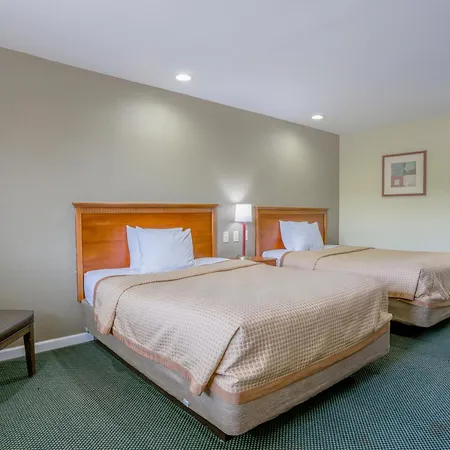 Budget Inn By Oyo Natural Bridge I-81 Exterior photo